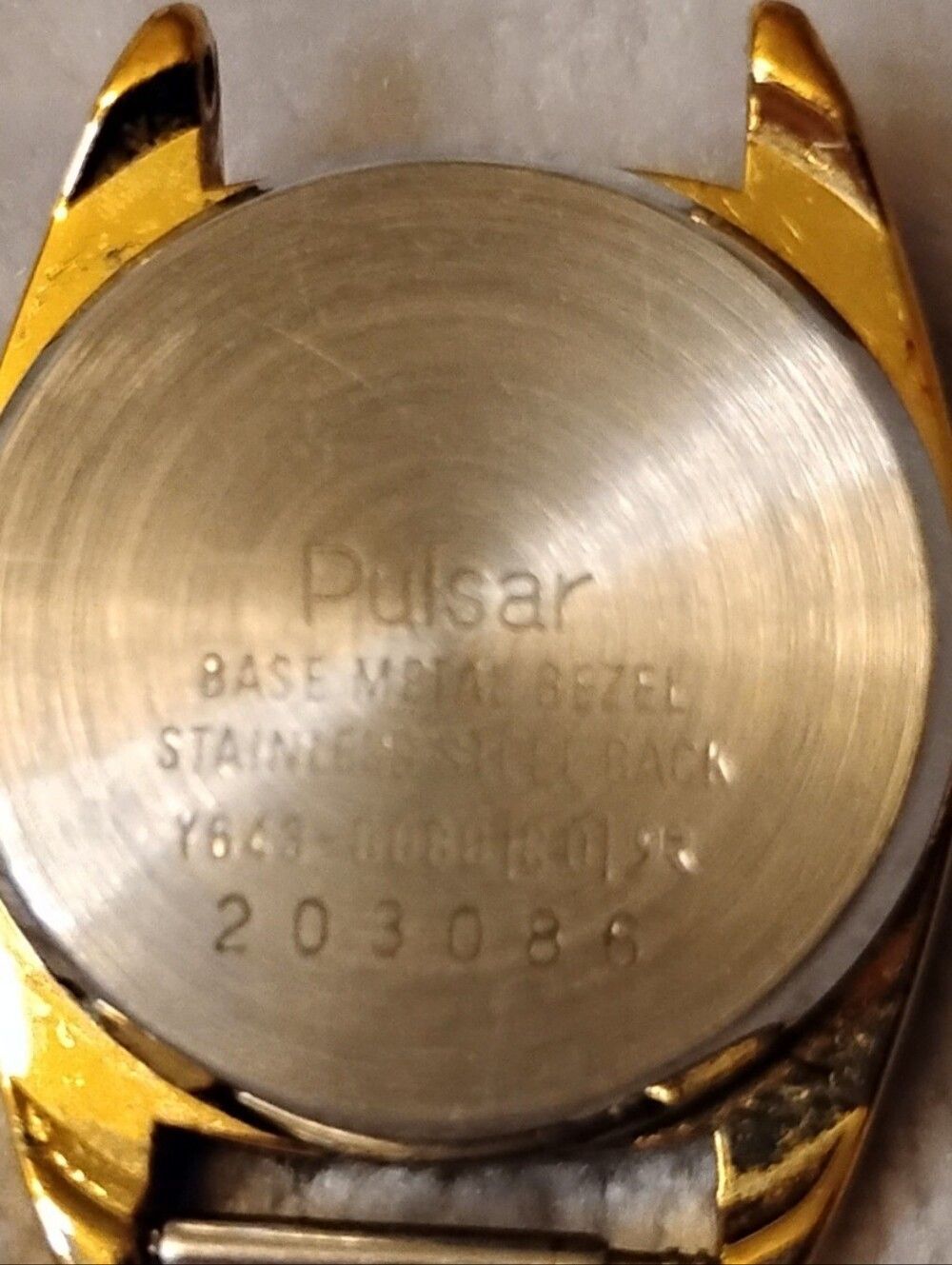 Used Pulsar Watch - Picture 2 of 4